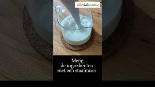 Zelf ijs maken met de ijsmachine 🍨 Italiaans recept [upl. by Whang]