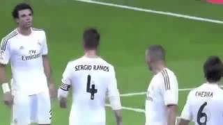 A fight between Benzema and pepe [upl. by Skill]