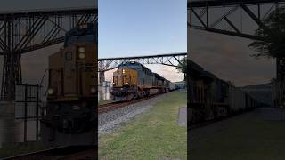 csx M410 working hard Northbound with Locos 998 and 5477 at MP724 580 Axles 962024 [upl. by Adachi]