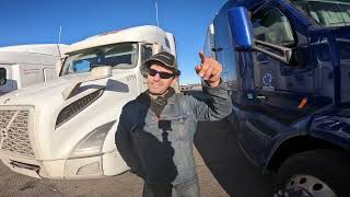 Meeting a Landstar owner operator from Quebec Canada 122823 [upl. by Bekaj]