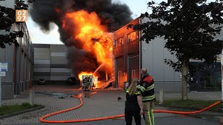 Grote brand op industrieterrein in Mijdrecht  0297nl [upl. by Poppo]