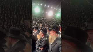 Skver Rebbe encourages singing of the reclaimed niggun  lag baomer 5783 [upl. by Sada]