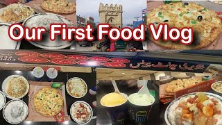 Pakistani Street Food  Street Food in Jhelum  Hajveri Chaat Palace food review  Samosa Chaat [upl. by Ahsiym]