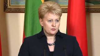 Dienalt  Prezidentė Dalia Grybauskaitė Minske 20101020 [upl. by Eduard326]