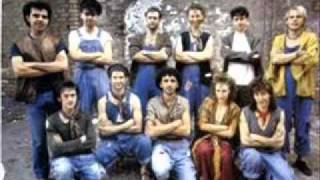 RARE Dexys Midnight Runners track  quotKevin Rowlands Bandquot Live in concert 1982 [upl. by Ann-Marie]