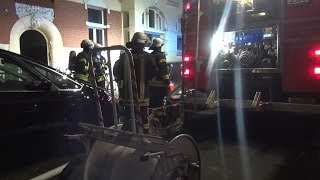 Zimmerbrand BonnSüdstadt am 17032014  Drehleiter bei Einsatzfahrt gegen PKW [upl. by Rusticus]