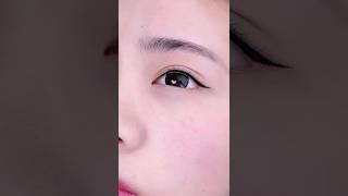 How to apply eyeliner perfectly shorts makeup eyeliner eyemakeup diy viral [upl. by Atnahsa953]