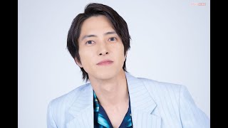 ドラマ『ブルーモーメント』山下智久に聞いた、主役として意識していることと“結婚”観「自分の子どもに会ってみたい」 [upl. by Elockin]