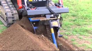 Trancheuse à sol AugerTorque MT900 sur minichargeur Kubota SVL75 [upl. by Yllor]