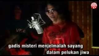 Thomas Arya  Gadis Misteri Official Music Video [upl. by Namsaj397]