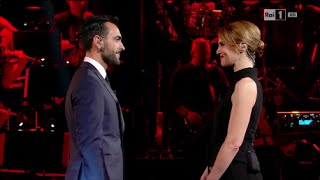 Paola Cortellesi con Marco Mengoni  Monologo sul bullismo  Laura amp Paola 01042016 [upl. by Mieka]