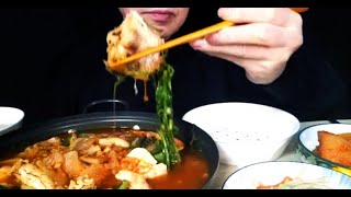 ASMR MUKBANG Pollack Soup 동태탕 [upl. by Ahsyas]