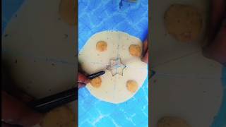 Tare wala easy samosa folding method viralshorts shorts trending food [upl. by Earazed570]