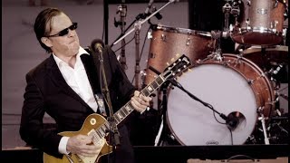 Joe Bonamassa  Muddy Wolf at Red Rocks 2014 [upl. by Durham]