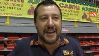 Salvini indossa la divisa della Polizia è polemica con il sindacato [upl. by Dublin]