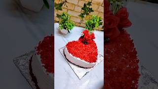 Red velvet cake 🤩 cake cakedecoration cakedecorations cakedesign [upl. by Merras]