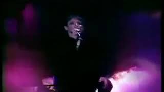 Barbara  Laigle noir  live Châtelet 1987 [upl. by Alina]