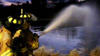 Firefighters Use a SmoothBore Nozzle on an 1 34 Line [upl. by Adas351]