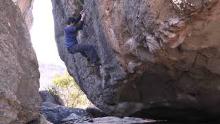 V3  Sausage  Citadel  Grampians Bouldering [upl. by Billye39]