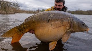 Angler fängt einen MONSTER Karpfen I Karpfenangeln im Frühjahr 12 [upl. by Connors]