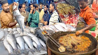 POPULAR BENGALI MAN SELLING MOST TASTIEST KOYLA GRILLED FISH amp FRIED FISH  BIGGEST SEA FOOD MARKET [upl. by Jacinda173]