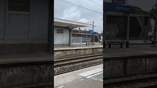 Rare  anciennes locomotives en gare de Sartrouville [upl. by Negaet534]