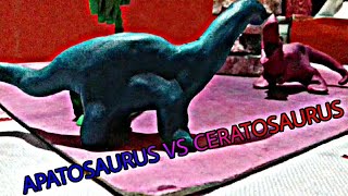 Ceratosaurus VS Apatosaurus [upl. by Nonnahs]