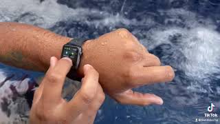 Prueba de agua Apple Watch serie 3 [upl. by Nevada812]