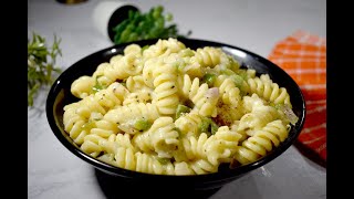 One pot White sauce fusilli capsicum pasta in Tamil with English subtitlesNo maida10 min Breakfast [upl. by Okir]