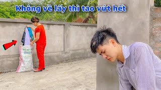 Kiên Chổi Bật Khóc Khi Thấy Mẹ Vứt Hết Quần Áo Ra Bãi Rác [upl. by Eiramrefinnej]