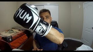 Перчатки для бокса Venum Contender Boxing Gloves White [upl. by Phillis98]