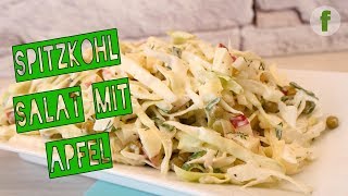 Knackig frischer Spitzkohl Salat mit Apfel und Erbsen [upl. by Avonasac]