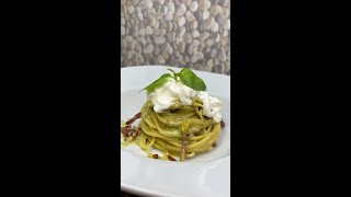 SPAGHETTI CON CREMA DI PISTACCHIO SPECK E STRACCIATELLA ASMR Shorts [upl. by Haidej]