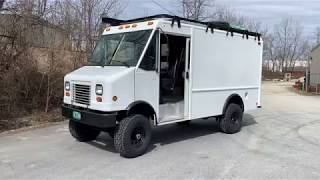 Ujoint Offroad E350 Utilimaster box truck [upl. by Nollaf]