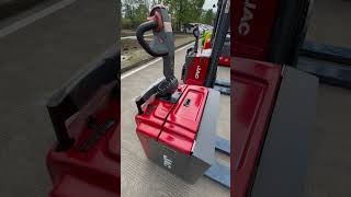 2000kg2500kg3000kg electric pallet truck EPS 24V210AH battery optional lithium battery [upl. by Noek106]