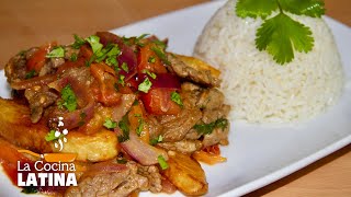 Cocinando el autentico Lomo Saltado en pocos Minutos 🍽️  Receta Fácil y Deliciosa [upl. by Sybley]