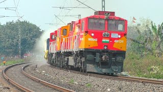 TRIPLE DIESEL LOCOMOTIVE FASTEST ACTION  TWIN WDG4G CROSSING SINGLE WDG4G HAULING FREIGHT [upl. by Cilo]