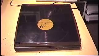 RCA linear tracking turntable with infrared track detection [upl. by Gena504]