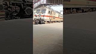 Kripya dhyan dijiye ganga satlaj express train 🚇✅🤣short train mini video [upl. by Ahseei]