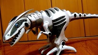 RoboRaptor 恐竜ロボット ラジコンロボザウルス これはすごい！！ [upl. by Ainyt971]