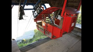 Luftseilbahn Erstfeld  Wilerli Talfahrt 2020 am Abend  cable car Switzerland [upl. by Meagan]