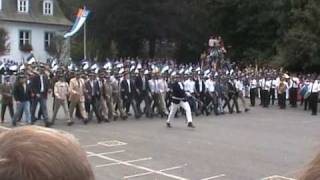 Parademarsch Jubiläumsschützenfest Schmallenberg Oberkirchen 2002  Teil 2 [upl. by Ylrbmik]