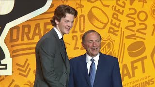 Pittsburgh Penguins take Owen Pickering with 21st overall pick  2022 NHL Draft [upl. by Saffier]