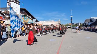 Münchner Oktoberfest 2024  Einzug der Festwirte amp Brauereien  Entry of the landlords and breweries [upl. by Yurt793]