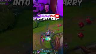 How to BEAT Darius as Fiora  League of Legends [upl. by Schroer574]