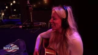 Deana Carter  We Danced Anyway [upl. by Marella761]