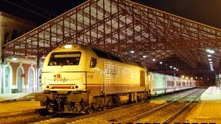 Tren Hotel Talgo Renfe TH Surex 0311 En Medina del Campo [upl. by Tnafni]