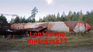 Löysinkö hylätyn lentokoneen metsästä  Urbex Suomi [upl. by Kwabena]