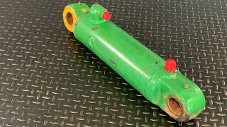 John Deere 8400 Lift Cylinder AH211011 [upl. by Limemann515]