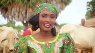 Hauwa fullou  Yattore Allah Music video [upl. by Aicargatla]